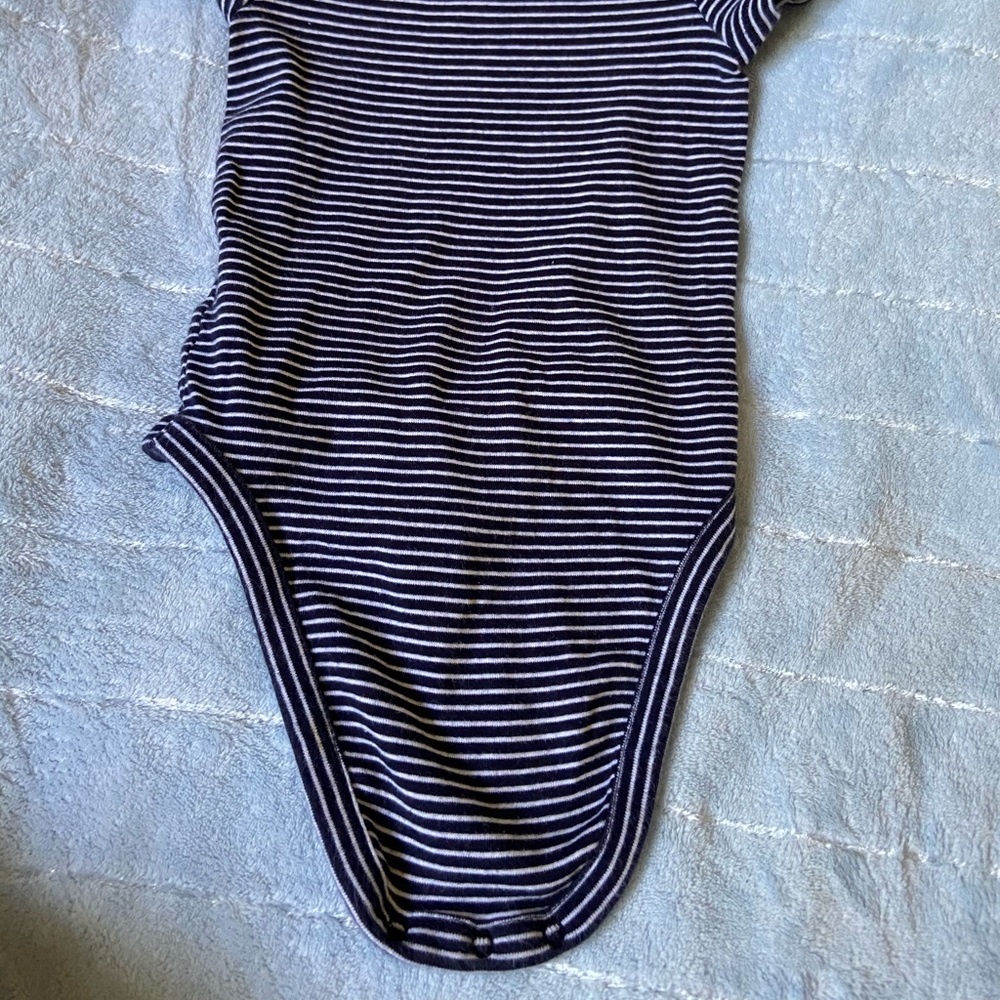 Gap baby boy  onesie with  two pants - Picture 7 of 7